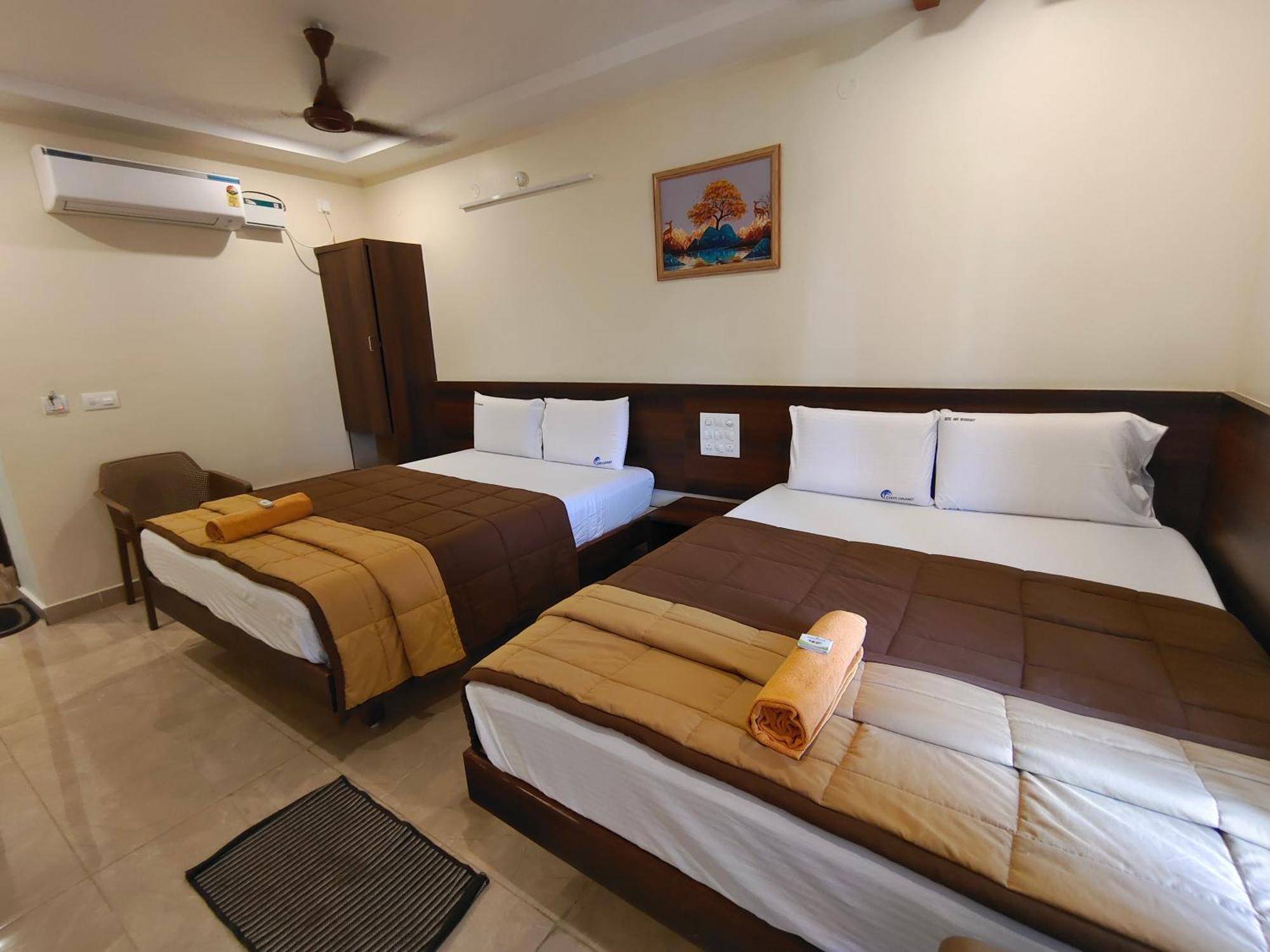 Hotel Dkr Grand Tirupati Dış mekan fotoğraf
