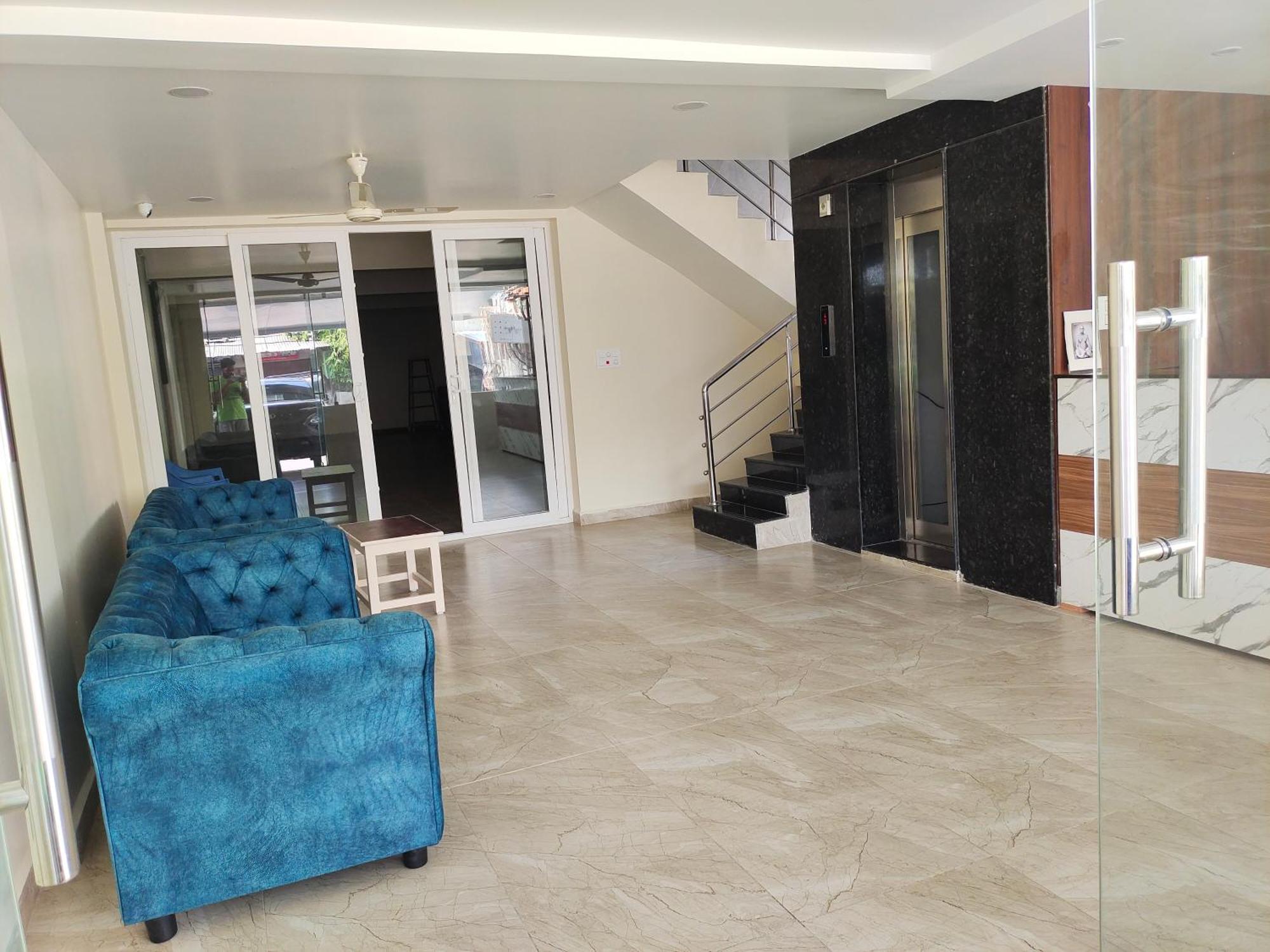 Hotel Dkr Grand Tirupati Dış mekan fotoğraf