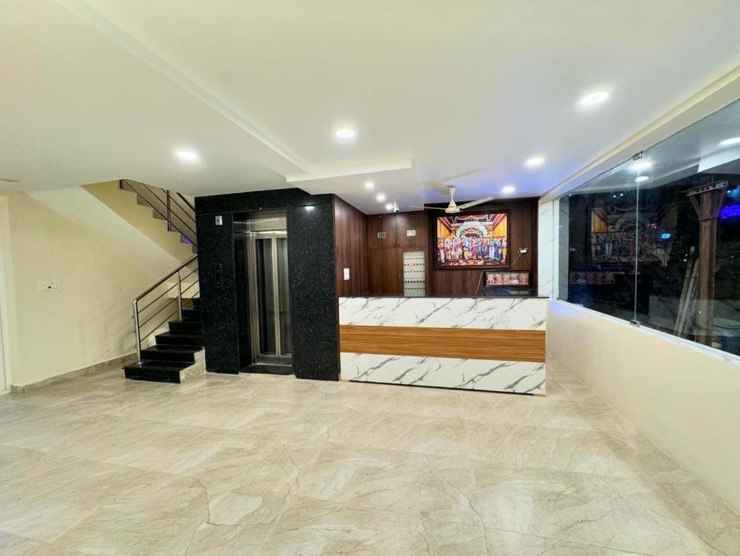 Hotel Dkr Grand Tirupati Dış mekan fotoğraf