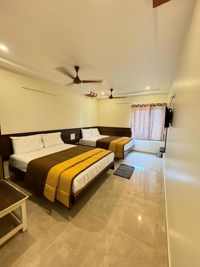 Hotel Dkr Grand Tirupati Dış mekan fotoğraf